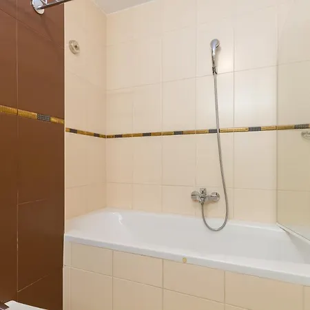 Marina Lebic 411 Portorož