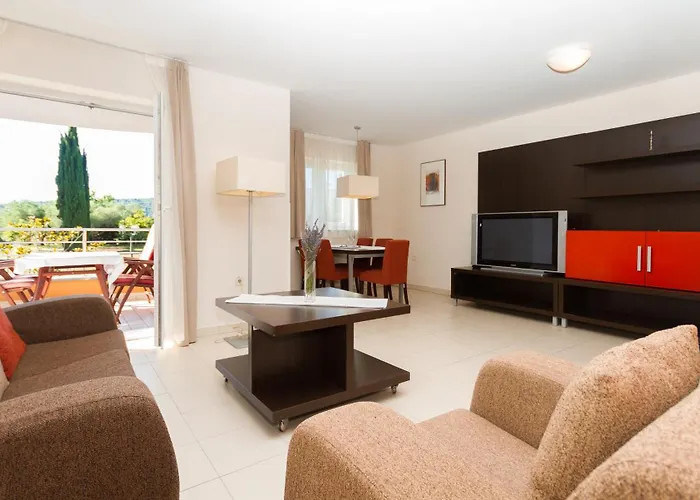 Marina Lebic 411 Apartman *